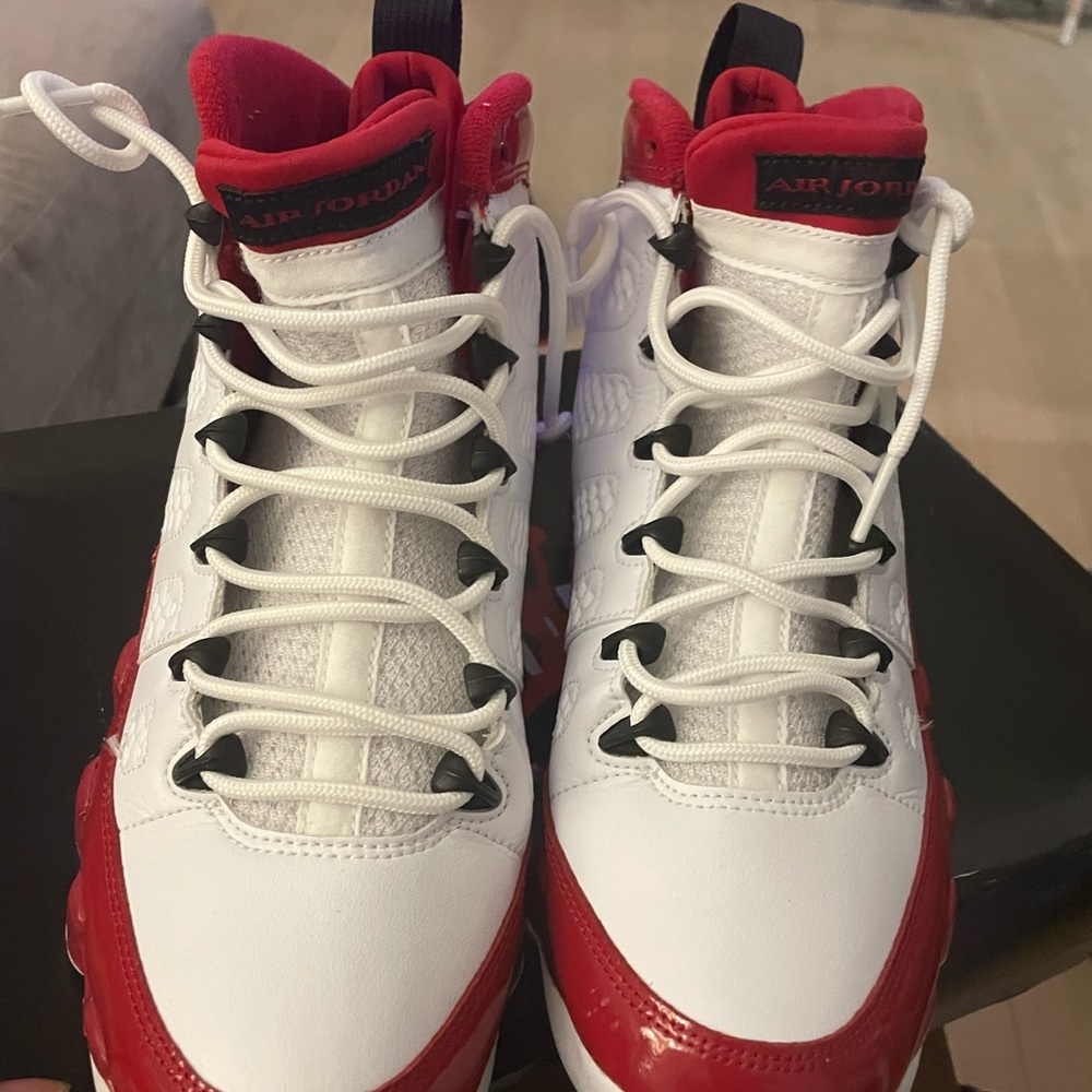 Gym red and white 9s